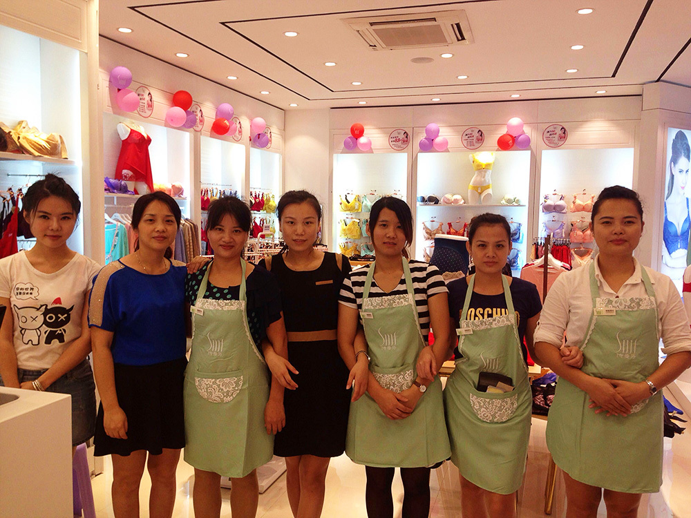 顾客进内衣加盟店逛一圈就走，怎么办?